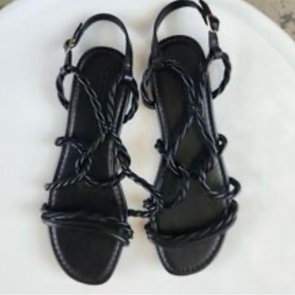 Old Navy Black Strappy Sandals